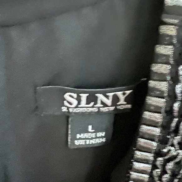 SLNY sleeveless embellished dress - Picture 3 of 4